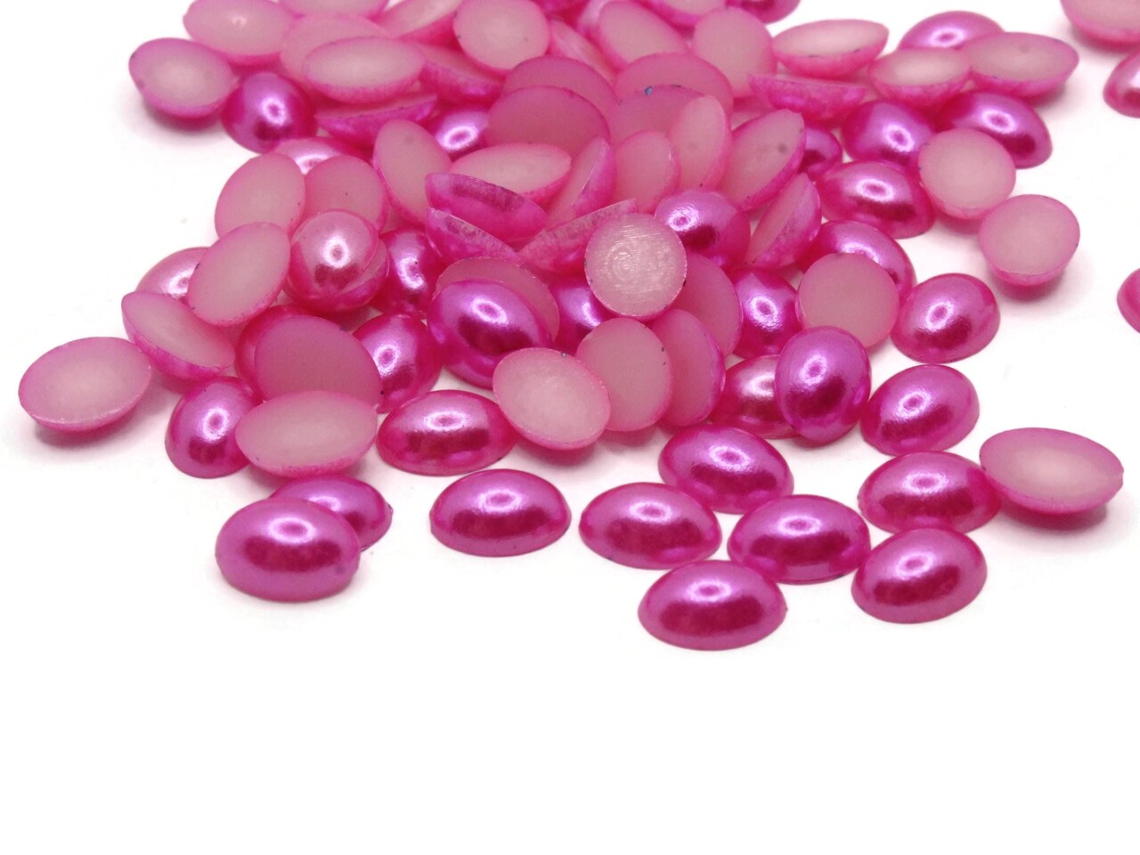 100 8mm x 6mm Bright Pink Pearl Plastic Flatback Oval Cabochons